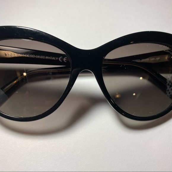 🎉Tom Ford Wallace Cat Eye Black Sunglasses 100% Authentic SOLD OUT $395 w/ case - Picture 11 of 14